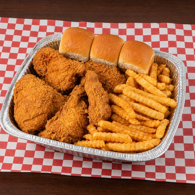 8PC W/ 4 Dinner Roll & LG Fries.