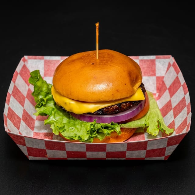 Combo Cheese Burger.